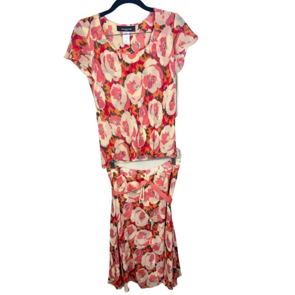 Jones New York Two Piece Size 8P, %100 Silk